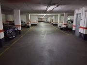 Garaje en alquiler en calle De Sant Genís, Terrassa, de...