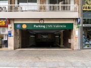 Garaje en alquiler en calle De València, Barcelona, de 2...