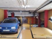 Garaje en alquiler en calle Dels Comtes de Belllloc,...