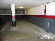 Garaje en alquiler en calle Valencia, Barcelona, de 14...