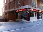 Garaje en alquiler en calle Violant D´Hongria Reina...