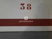 Garaje en alquiler en calle Augusta, Barcelona, de 34 m²...