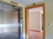 Garaje en venta con 14 m2, en Medina de Pomar