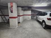 Garaje en venta en avenida D'alfons XIII, Badalona,...