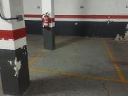 Garaje en venta en avenida De Salou, Reus, de 15 m² por...