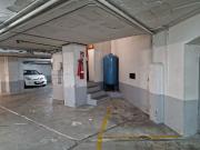 Garaje en venta en calle Barcelona, Girona, de 2 m² por... Garaje en venta en calle Barcelona, Girona, de 2 m² por...
