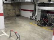 Garaje en venta en calle Barcelona, Girona, de 33 m² por...