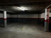Garaje en venta en calle Col·Legi, Lleida, de 36 m² por...