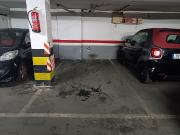 Garaje en venta en calle De Folgueroles, Barcelona, de 9...