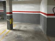 Garaje en venta en calle De Girona, Rubí, de 10 m² por 4.000