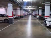 Garaje en venta en calle De Joan Miró, Barcelona, de 14...