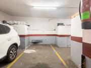 Garaje en venta en calle De la Democràcia, Badalona, por...