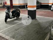 Garaje en venta en calle De la Diputació, Barcelona, de...