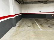 Garaje en venta en calle De Lacy, Sabadell, de 12 m² por...