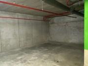 Garaje en venta en calle De L'estronci, Hospitalet...