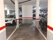 Garaje en venta en calle De Santiago Ramon y Cajal,...