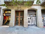 Garaje en venta en calle De València, Barcelona, de 12...