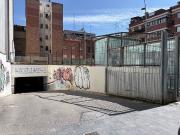 Garaje en venta en calle Del Priorat, Barcelona, de 11...