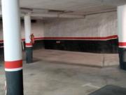 Garaje en venta en calle D'enric Granados, Badalona,...