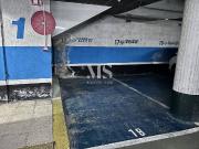 Garaje en venta en calle D'olesa, Barcelona, de 10...