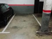 Garaje en venta en calle D'olot, Santa Coloma de...