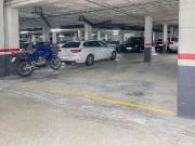 Garaje en venta en calle Europa, Mataró, de 14 m² por 17.000