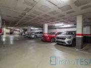 Garaje en venta en calle Lazy, Sabadell, de 11 m² por 13.000