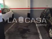 Garaje en venta en Santa Coloma de Gramanet, de 10 m²...
