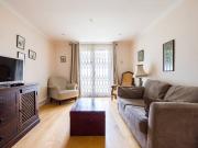 Garden flat with parking