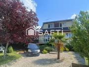 Gare à pied, maison avec sous sol total !