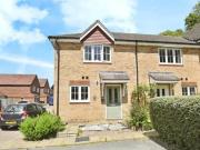Garland Close, Petworth, 2 Bedroom End