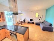 Gartenanlage mit modernisiertem Eigenheim in Leonding