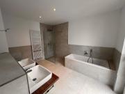 GARTENWOHNUNG mit 222m² Wohnfläche + 111m² PRIVATGARTEN...