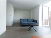 Gartons Way, London SW11, 1 bed flat to rent, £2,250 pcm...