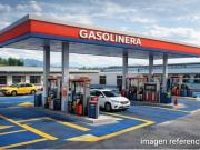 Gasolinera en venta con galpones en Ambato