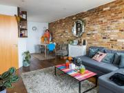 Gated 2 Bedroom Furnished Flat In Old St