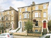 Gauden Road, Clapham SW4, 1 bed flat to rent, £2,000 pcm...