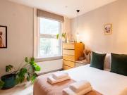 Gauden Road, London, SW4 6LP, United Kingdom | 1 bed...