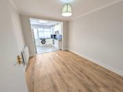Geary Road, London NW10 4 bed ground floor flat to rent...