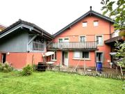 Gebäude renoviert im Jahr 2016 mit 6 Wohnungen + 1...