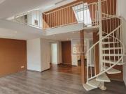 gegen Gebot: bezugsfreie Maisonette, stadtnah, grüne...