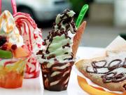 Gelateria in vendita a Marina di Massa Massa composto da... Gelateria in vendita a Marina di Massa Massa composto da...