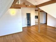 GEMÜTLICH WOHNEN MIT CHARME