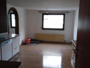 gemütliche 2,5 Zimmer Wohnung mit möblierter Küche im...