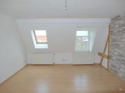 Gemütliche 2 Zimmer Dachwohnung mit Einbauküche,...