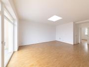 Gemütliche 4 Raum Wohnung mit Balkon in zentraler Lage WE08