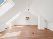 Schöne 3 Zimmerwohnung mit eigener Garage in Mainz Kostheim