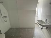 GEMÜTLICHE DACHGESCHOSSWOHNUNG MIT 2 ZIMMER NEU SANIERT!