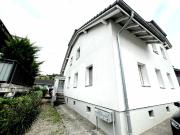 Gemütliche Hochparterre 3.5 Zimmerwohnung zu vermieten!