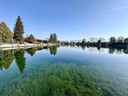 Gemütlicher Bungalow mit Grünblick und Seezugang in Velm...